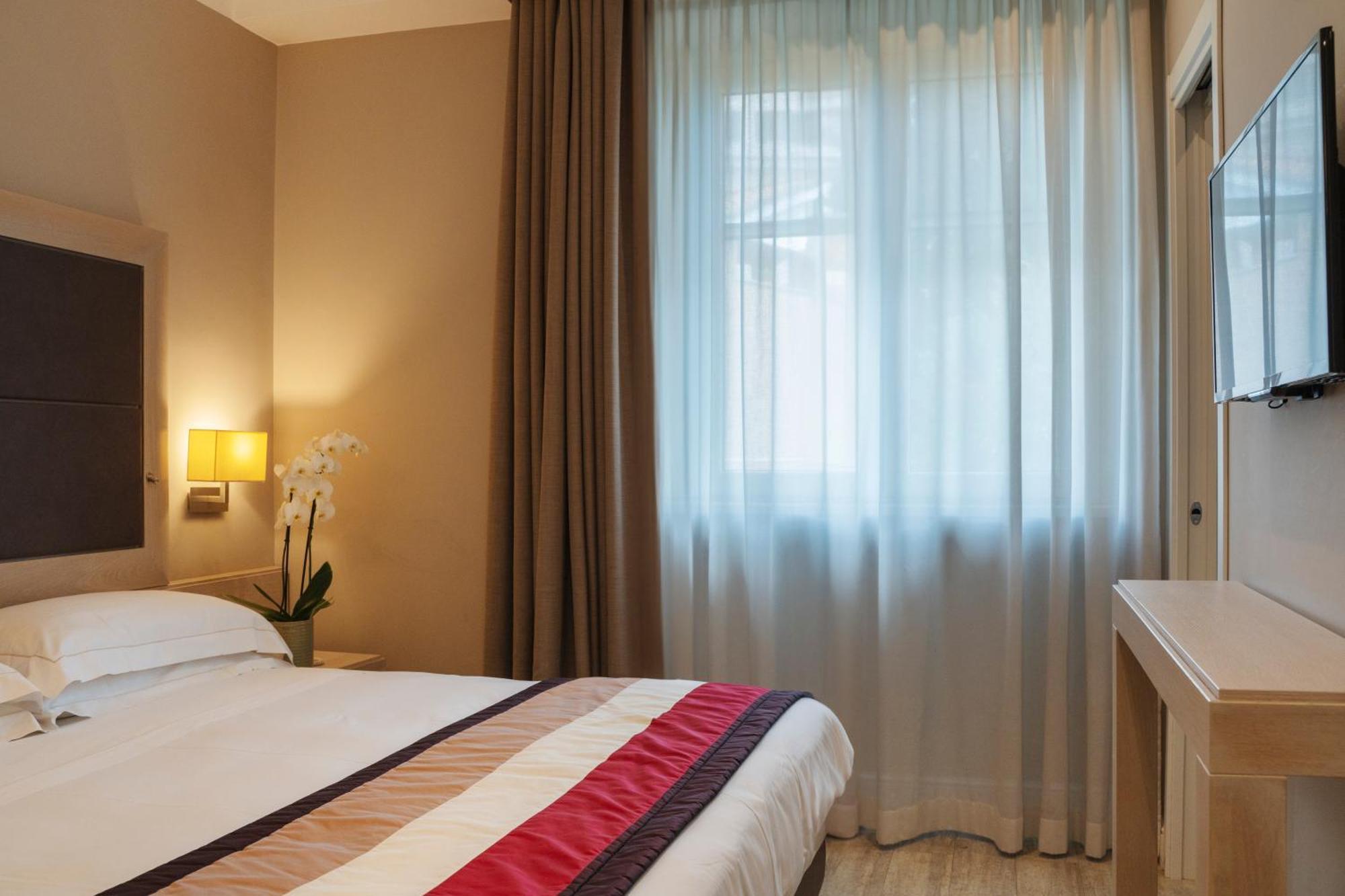 Hotel Villa Maria Regina Рим Екстер'єр фото