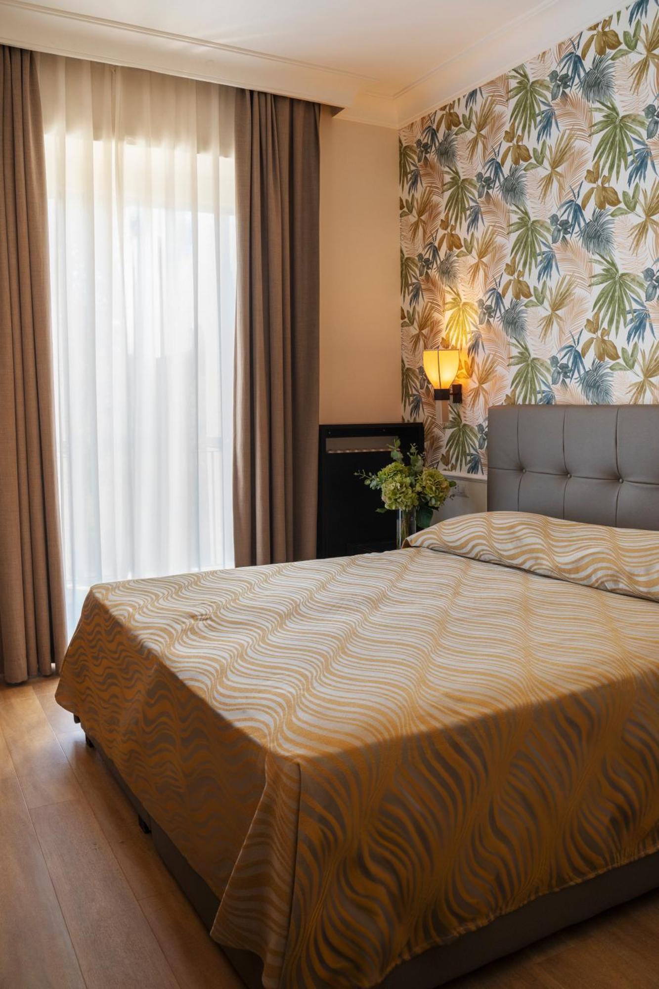 Hotel Villa Maria Regina Рим Екстер'єр фото